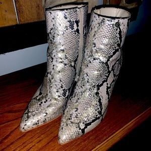 Size 8.5 snake print booties